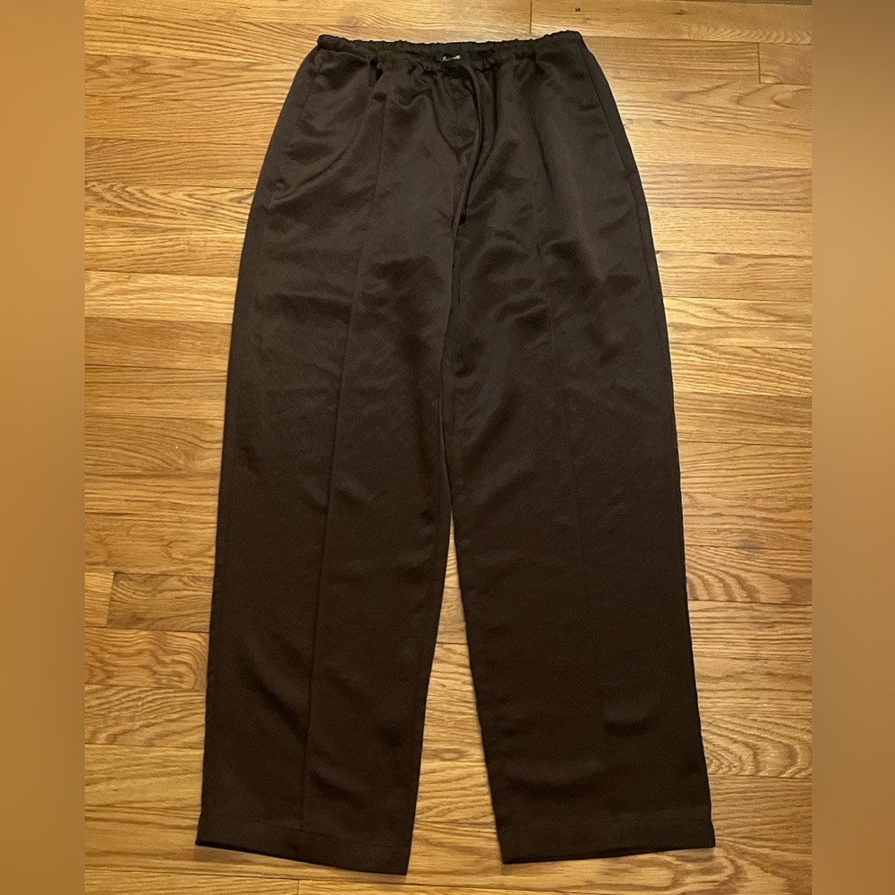 Madewell Pintucked Slim Pull-On Pants in Satin - Picture 6 of 6